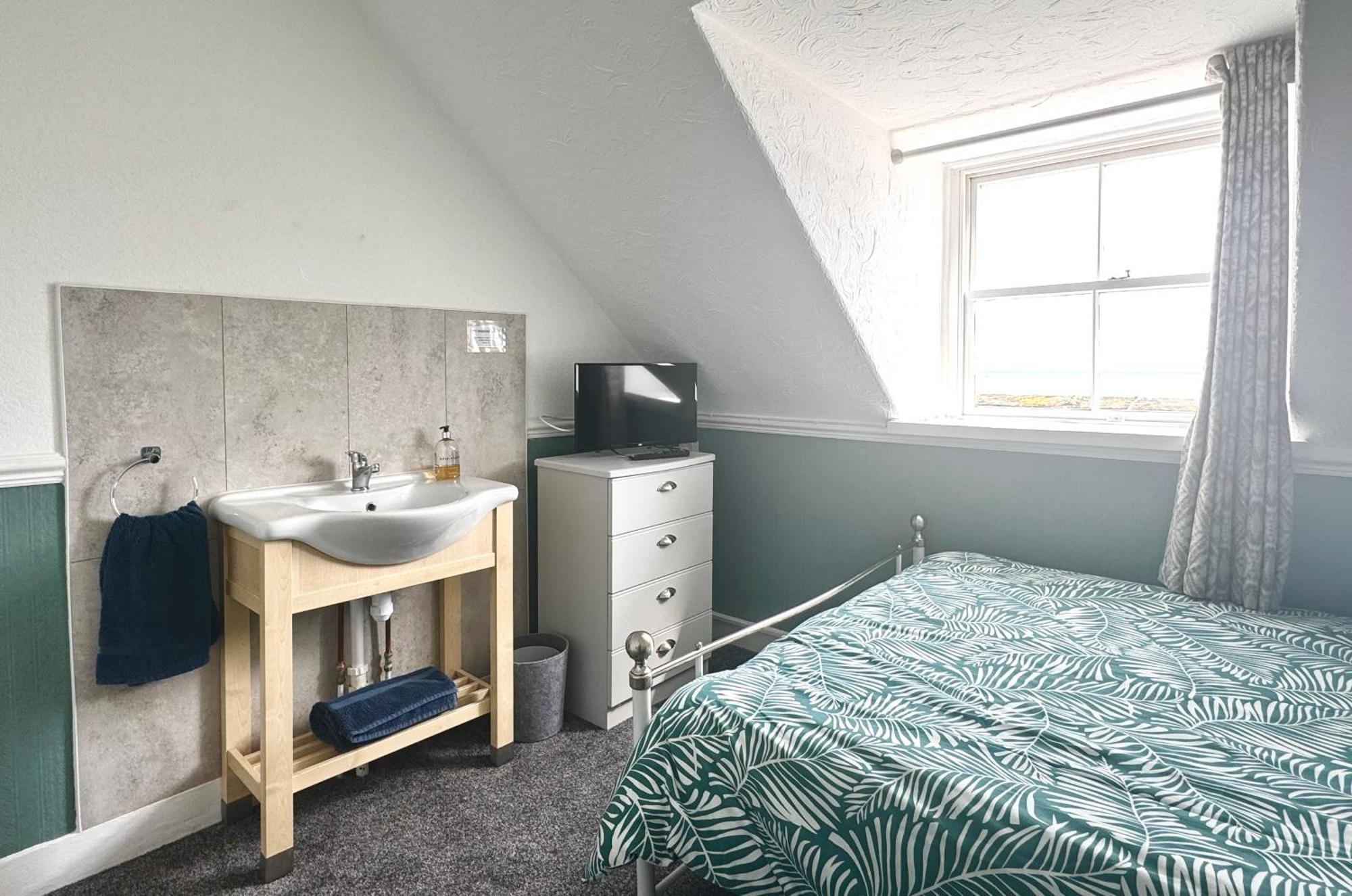The Angove - Adults Only Guest house
